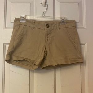 Women’s Khaki American Eagle Shorts